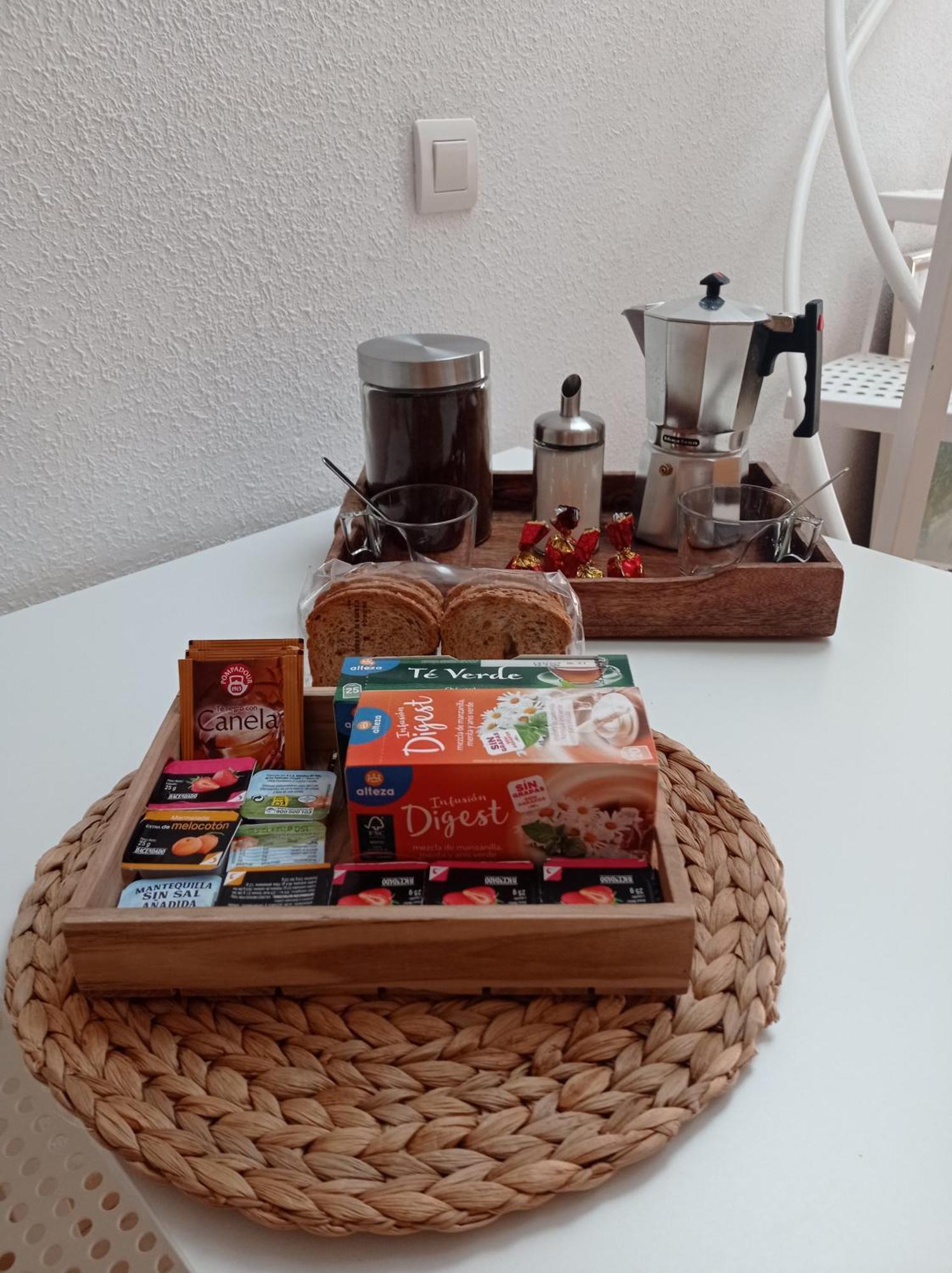 Apartamento Penthouse With Solarium In The Center Of Malaga-atico Con Solarium En El Centro De