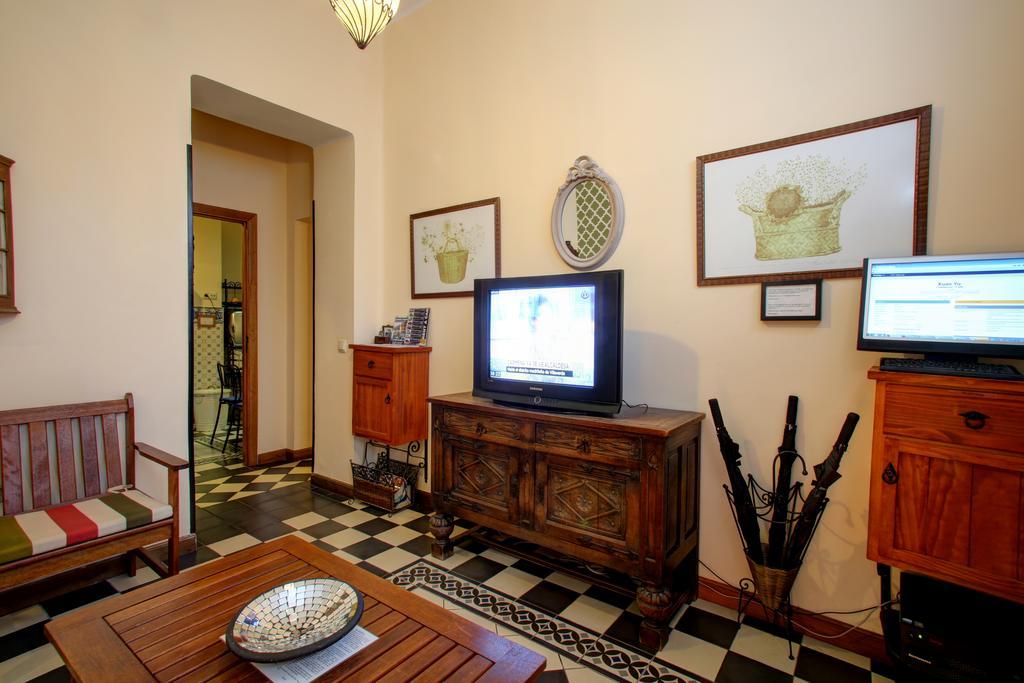 Malaga Lodge Guesthouse Guest house 3*