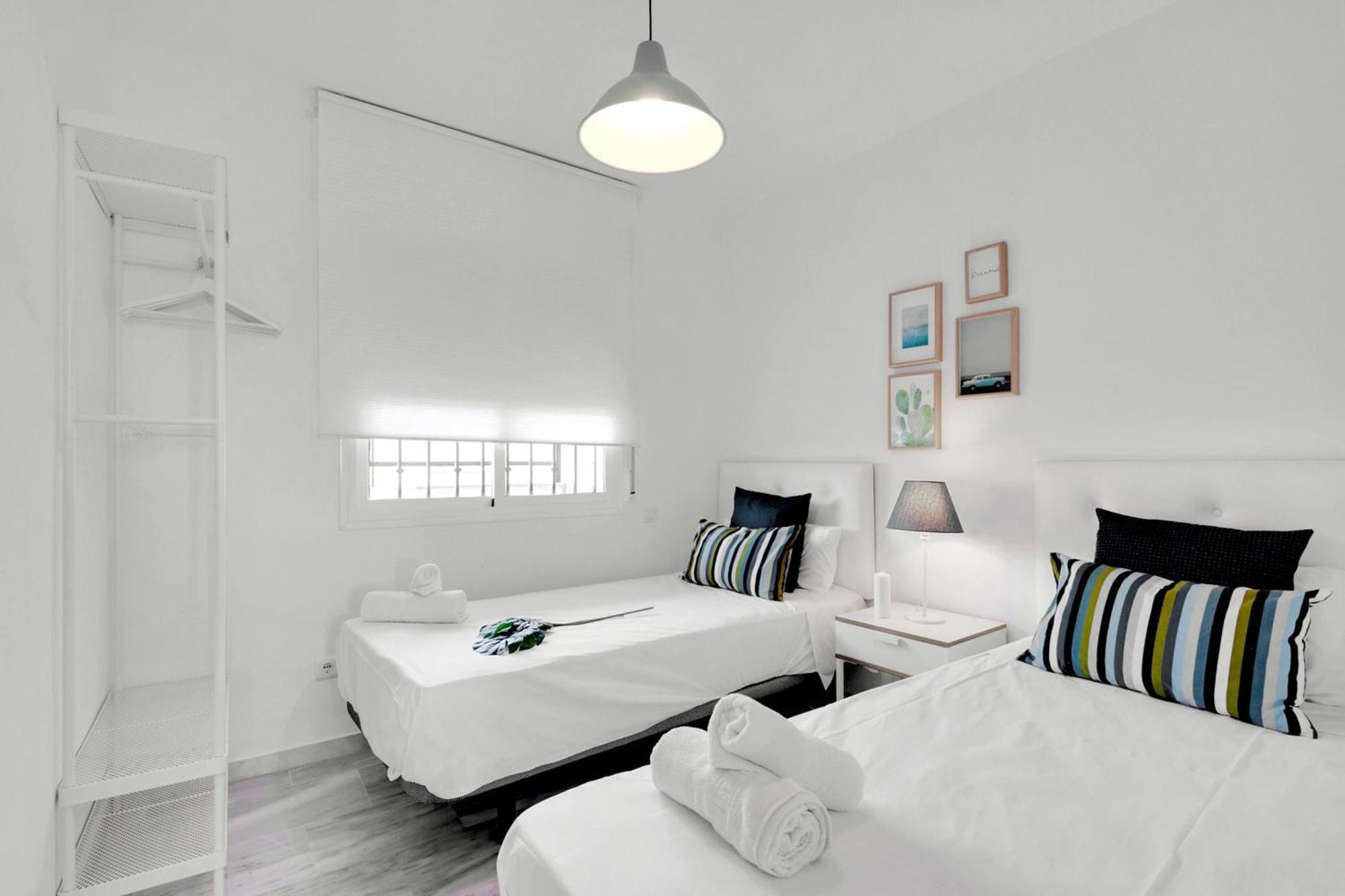 Del Parque Flats - Golf & Terrace Málaga