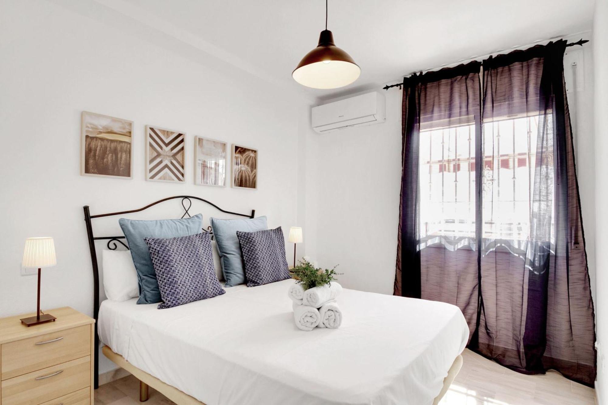 Del Parque Flats - Golf & Terrace Málaga
