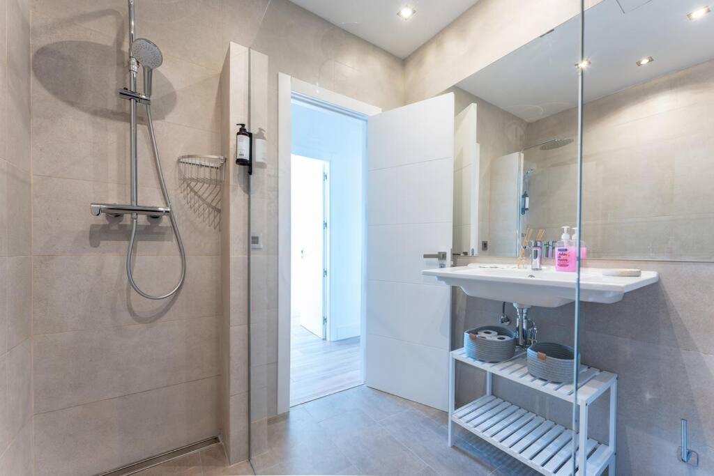 Luxury Penthouse With Sea View In Soho Málaga