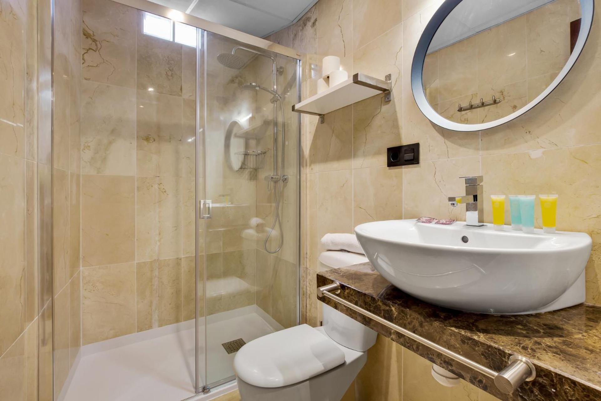 Apartment Carreteria. En El Mismo Centro De Malaga