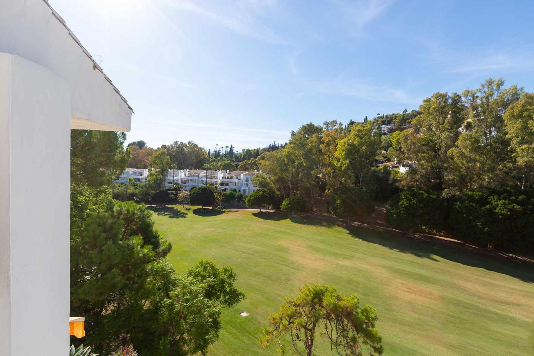 Golf Duplex Con Piscina En La Quinta Golf Marbella Apartamento