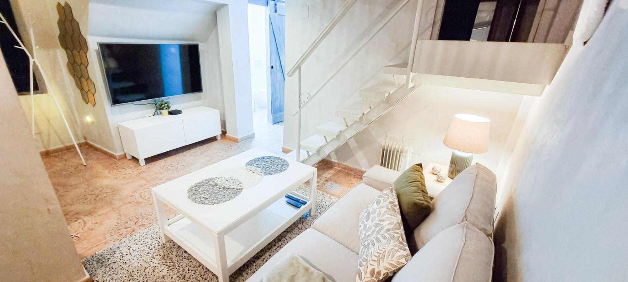 Molinillo 2 Bedrooms In Center