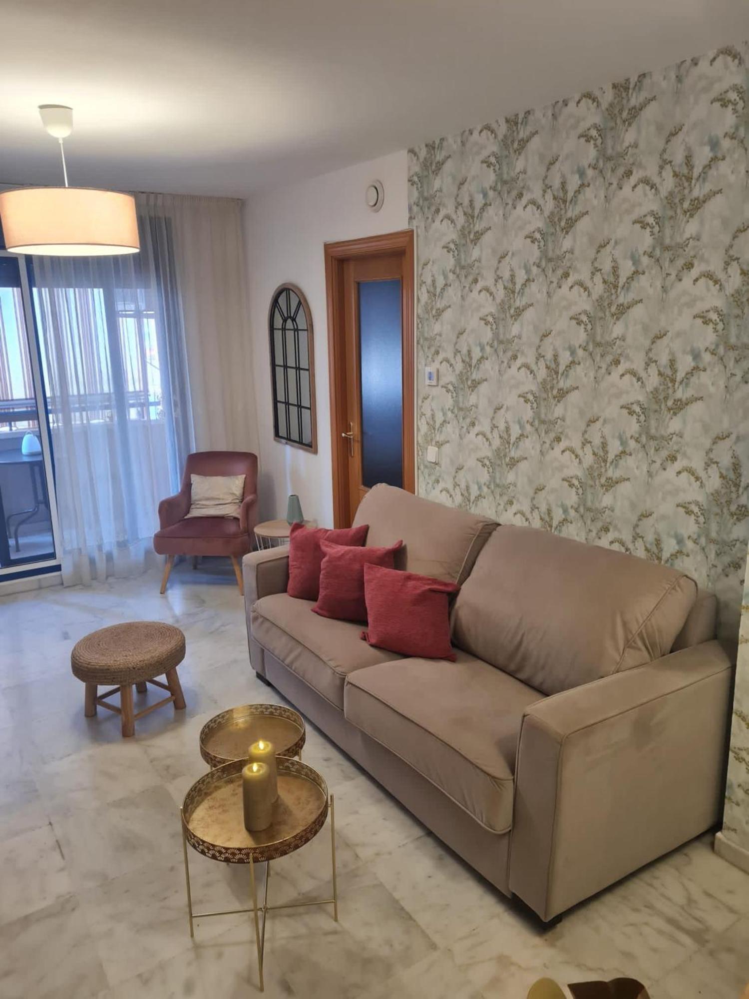 Apartamento Holidays2malaga Ayala 450 Mts From & Terrace