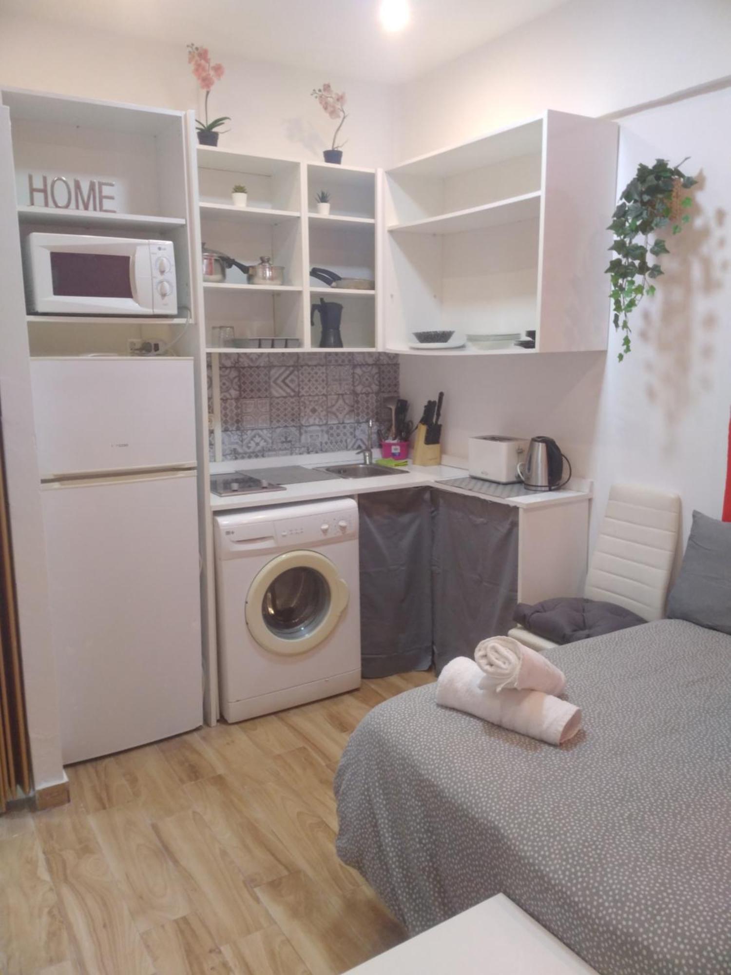 Estudio Cerca Del Carrefour Rosaleda Malaga