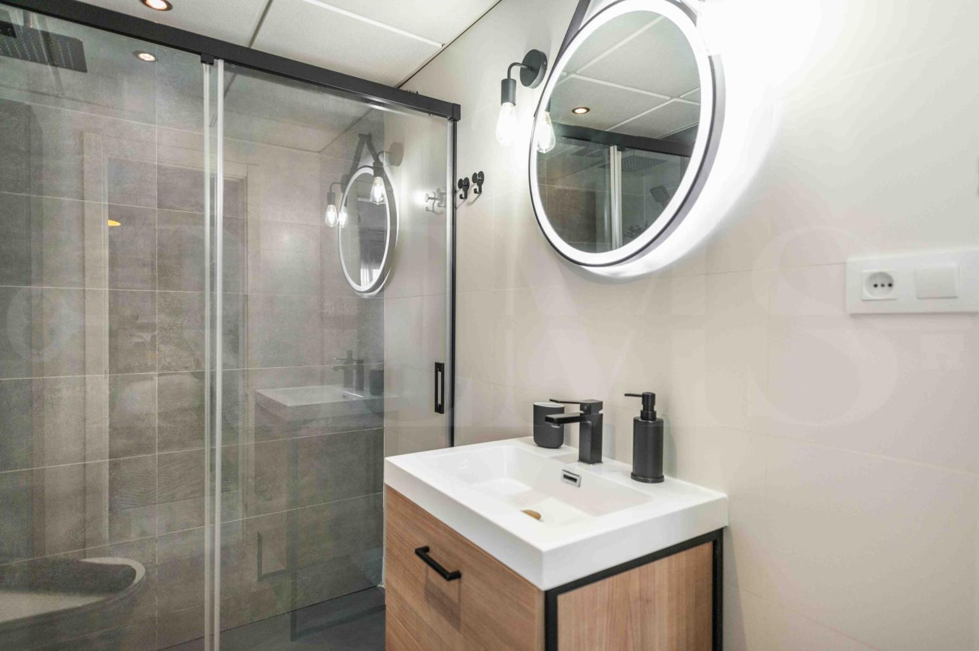 Modern W/ Private Rooftop Terrace Apartamento *