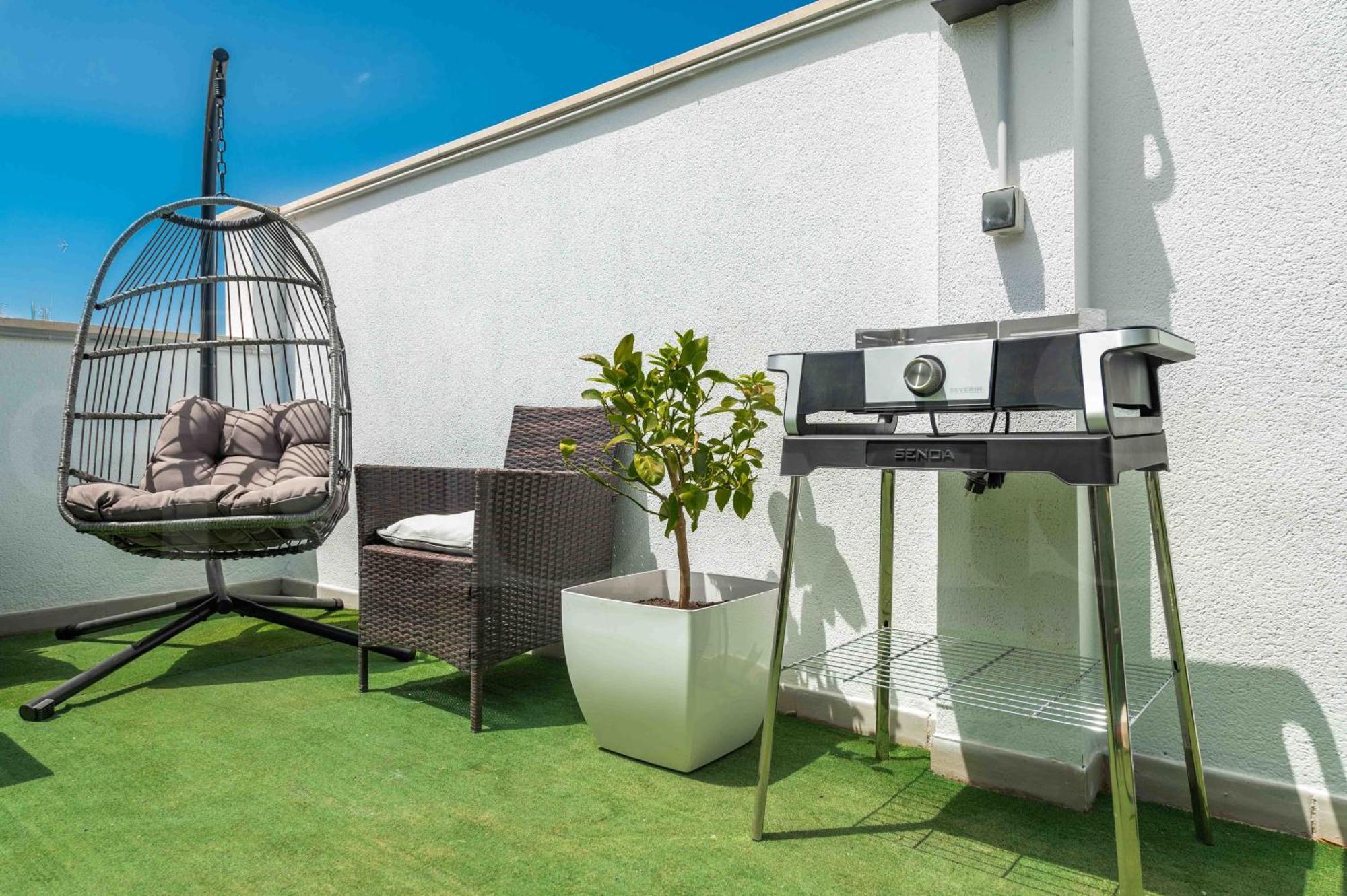 Modern W/ Private Rooftop Terrace Apartamento