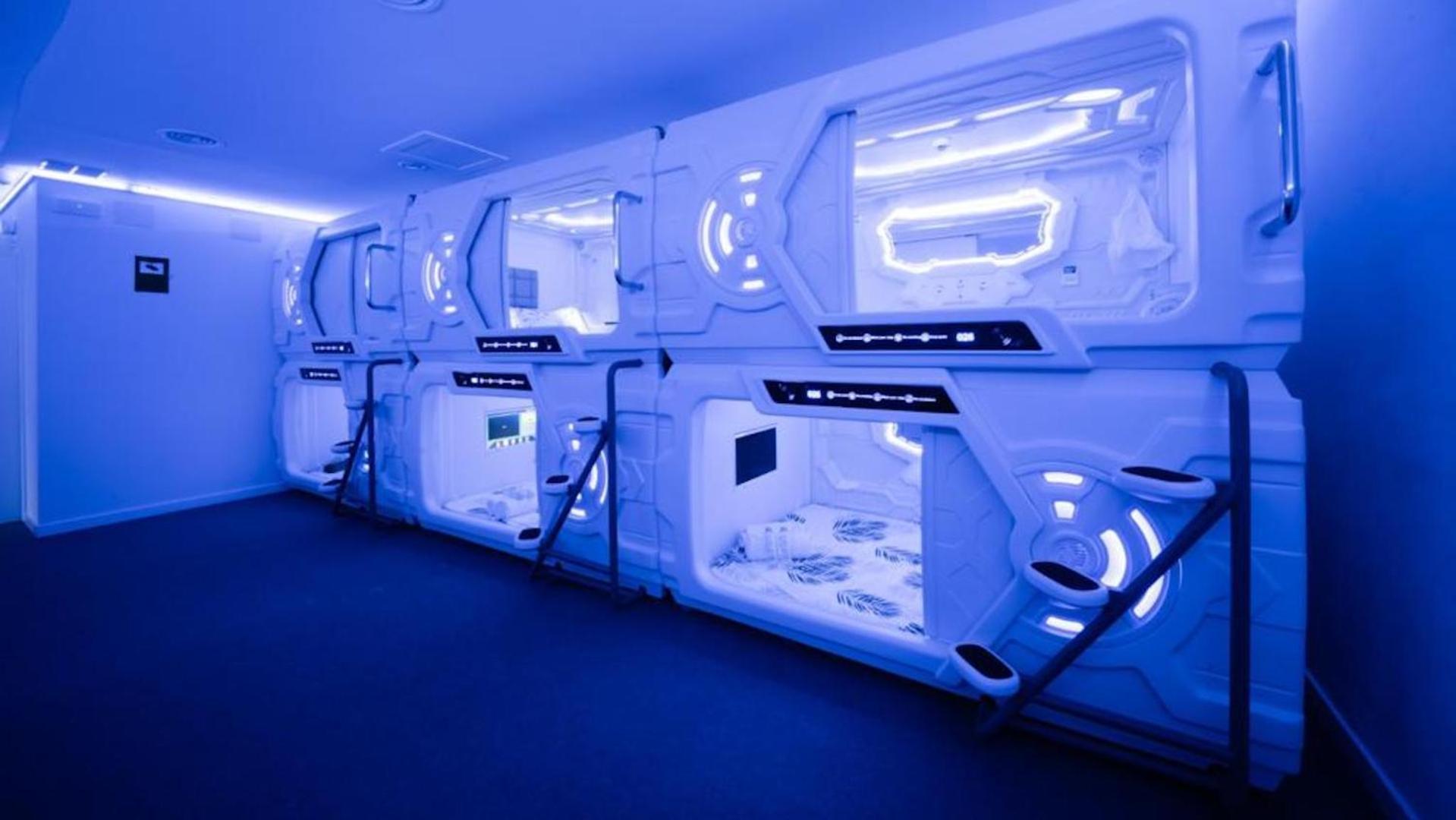 Capsule hotel Good Vibes Only Capsule