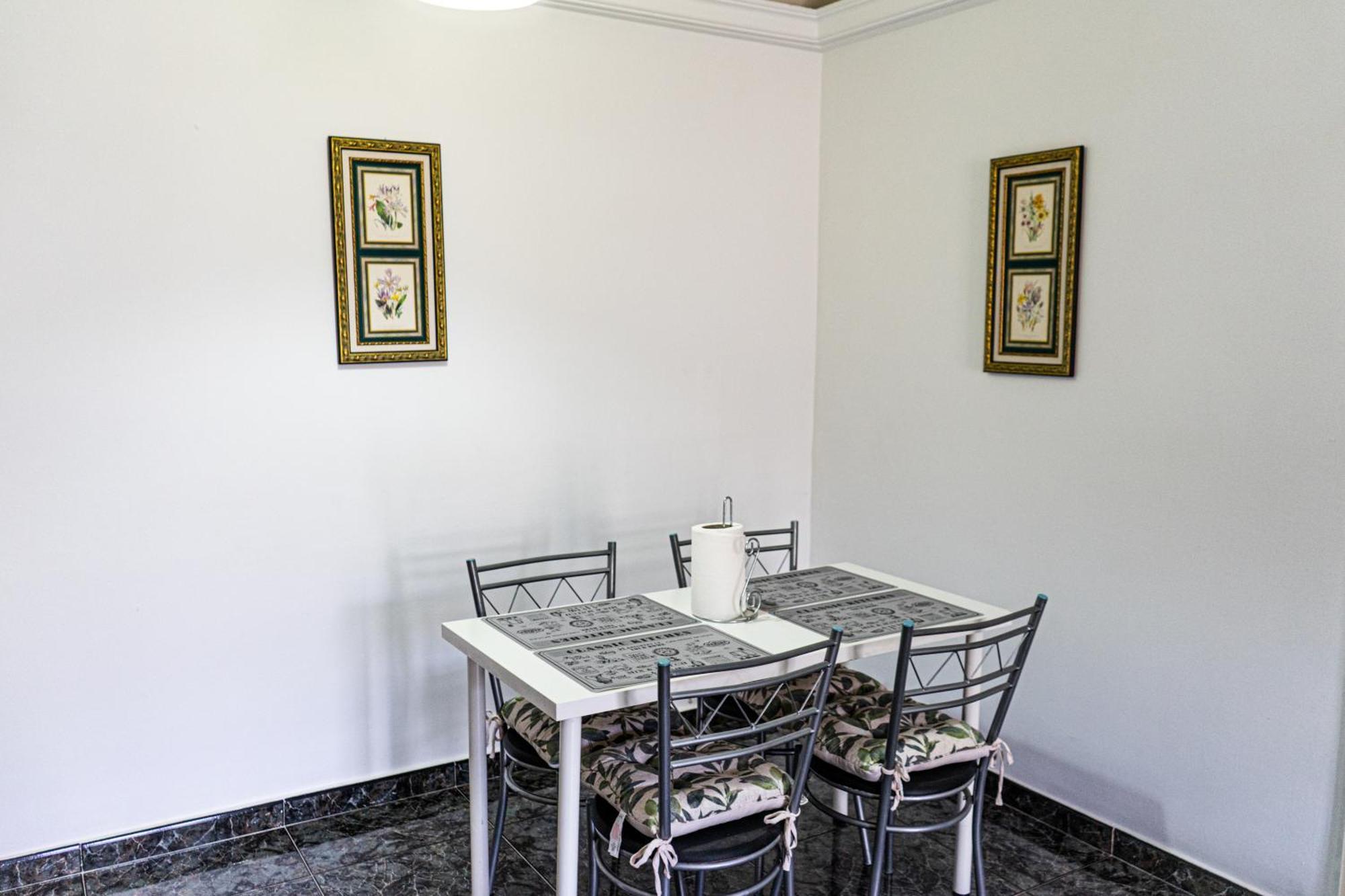 Economicmalagarooms * Malaga
