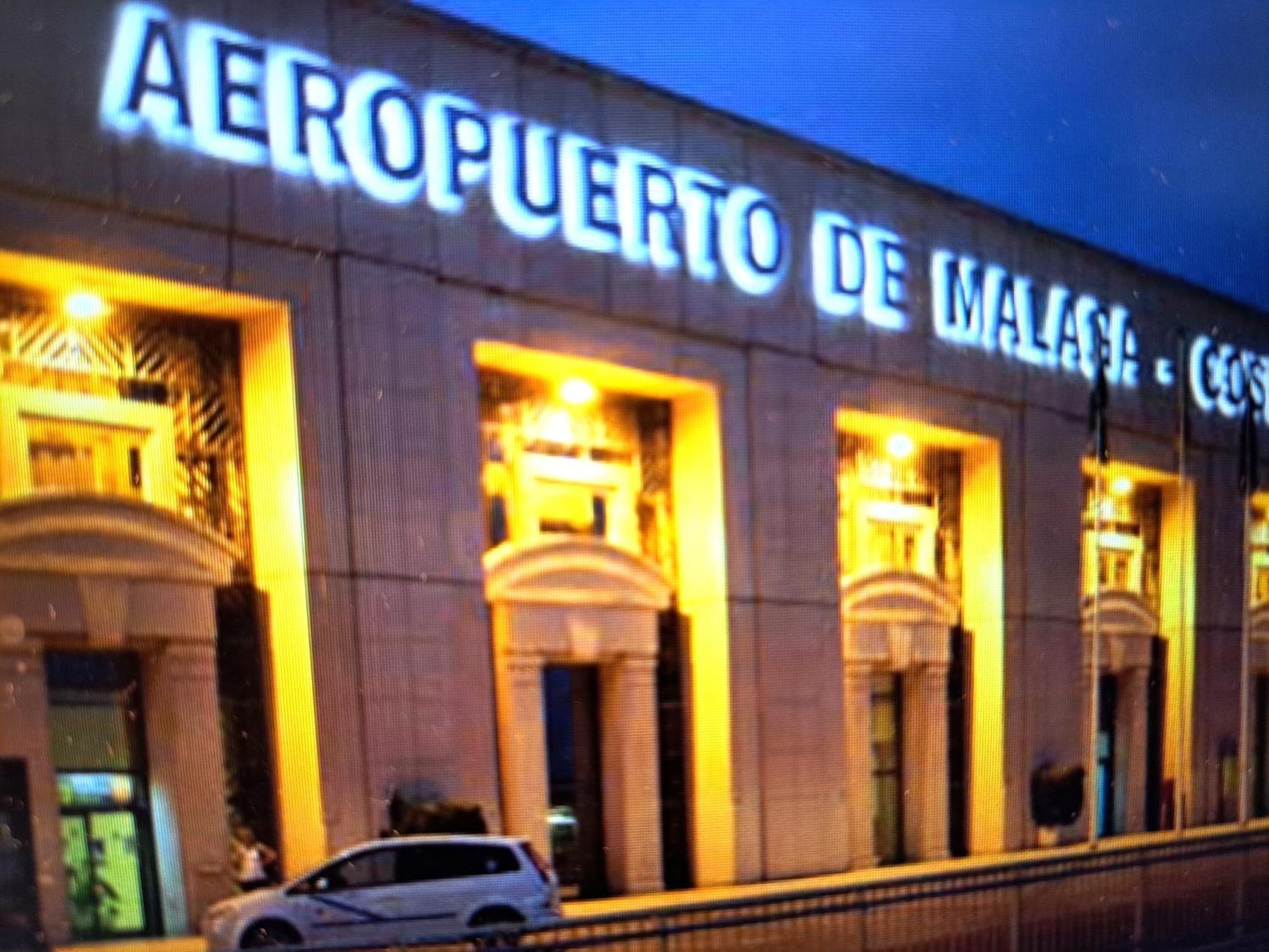 Beautiful 2 Bed With Pool And Golf Views * Málaga