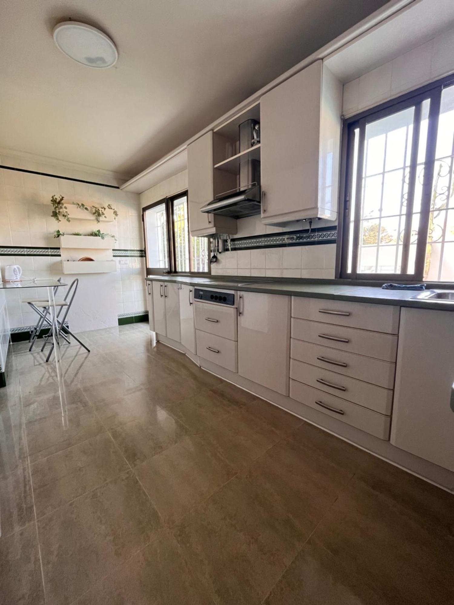 Apartamento En Monte Gibralfaro Piscina Compartida *