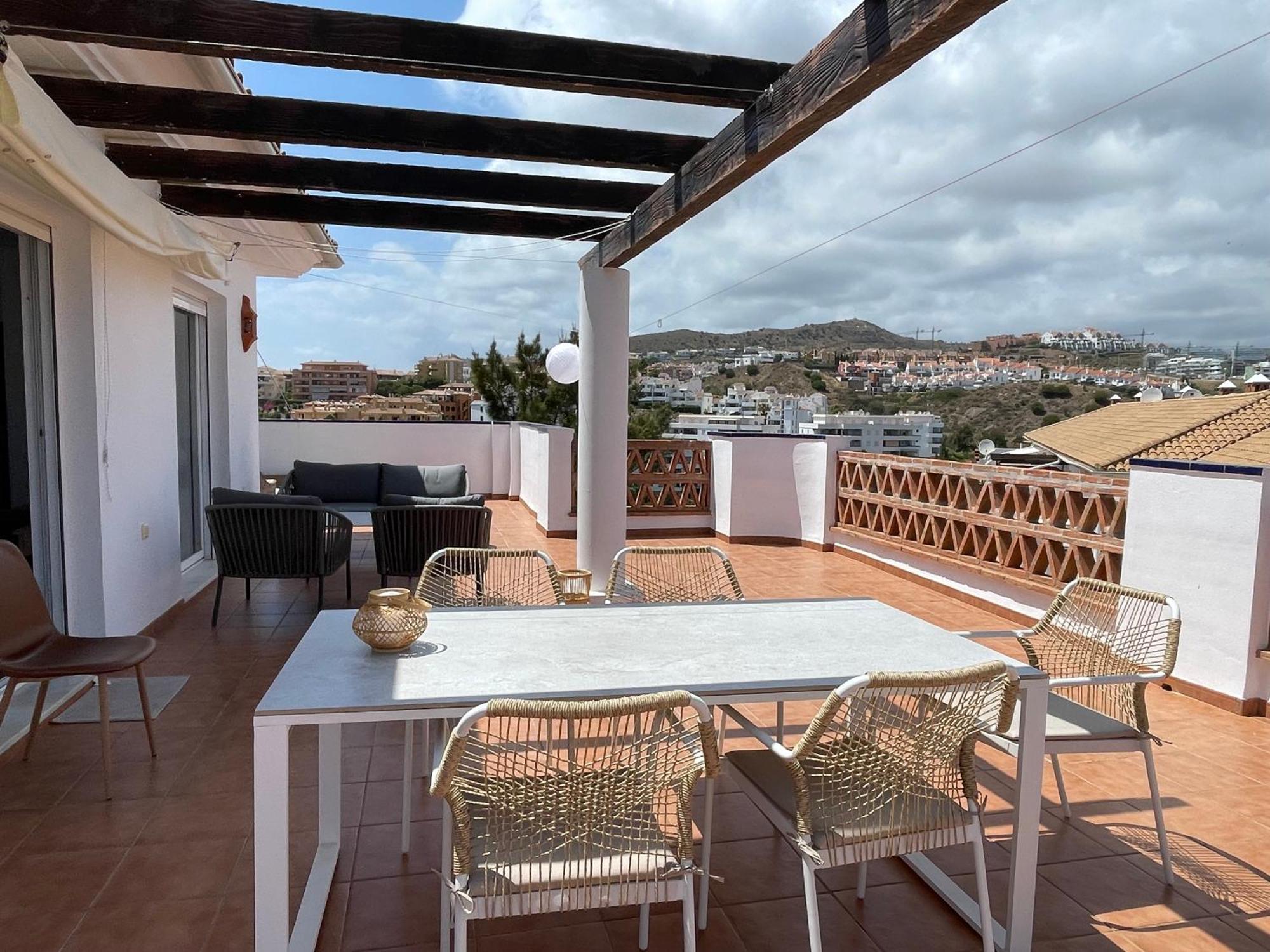 Apartamento Penthouse With Exceptionel View, Miraflores Málaga