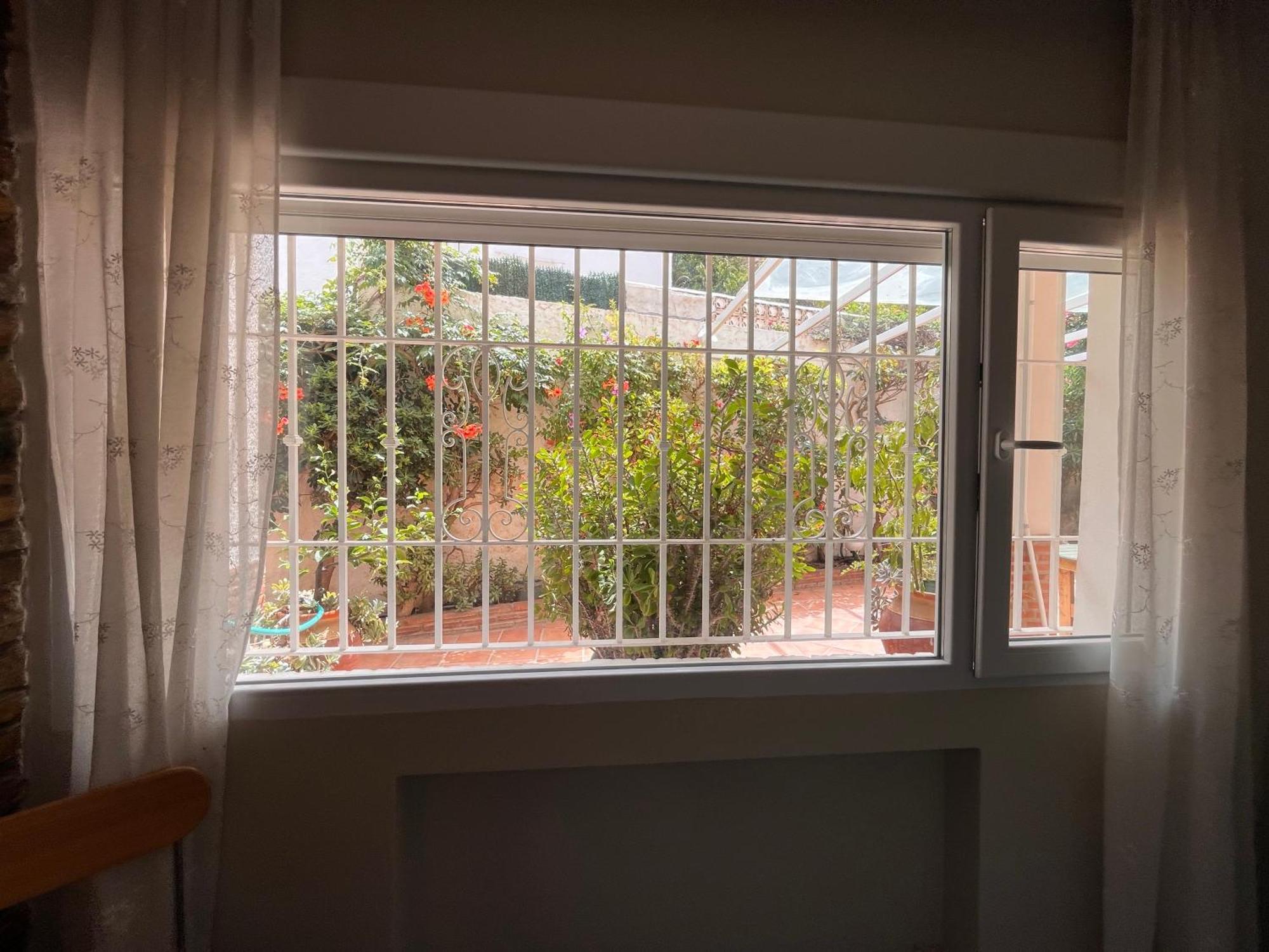 Apartamento En Monte Gibralfaro Piscina Compartida