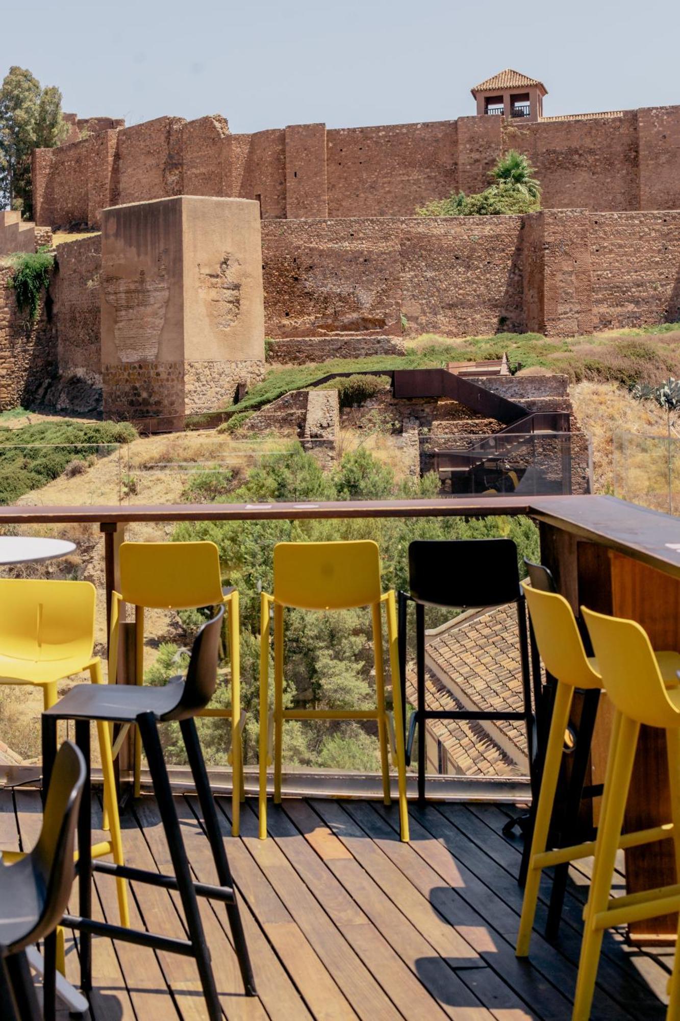 Hotel Alcazaba Premium 2*