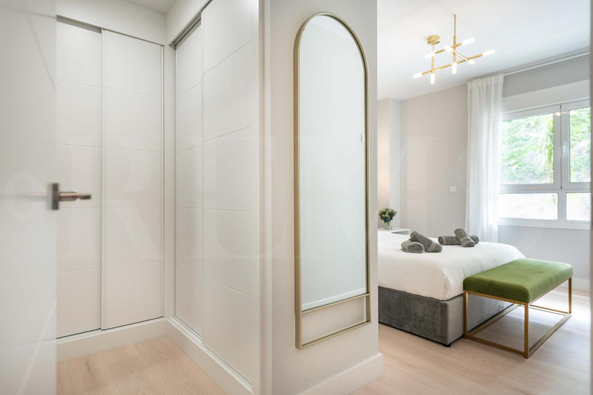 Apartamento With Parking, Gym & Terrace By Rems