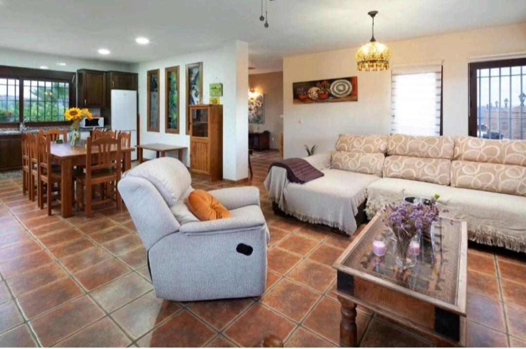 Villa Casa La Vina De La Tireta *