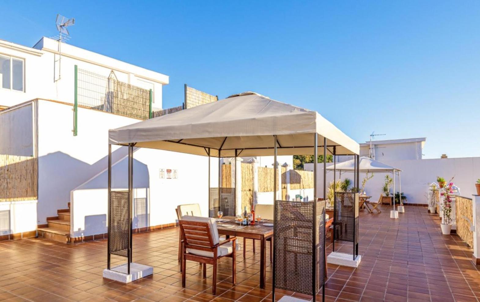 Apartment Centrico La Merced - Free Parking & Free Gym *