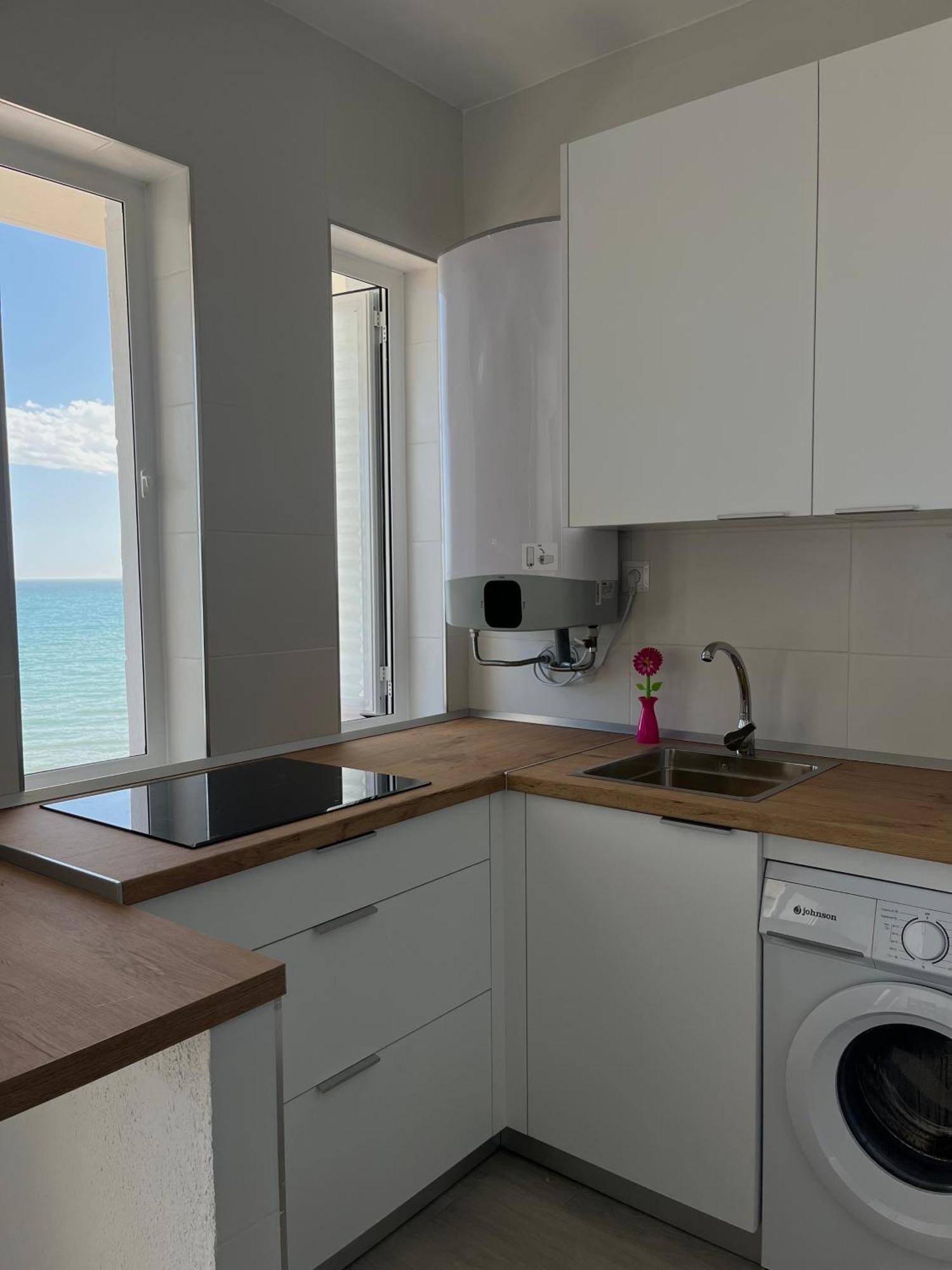Apartment Sea View / A Primera Linea De Playa