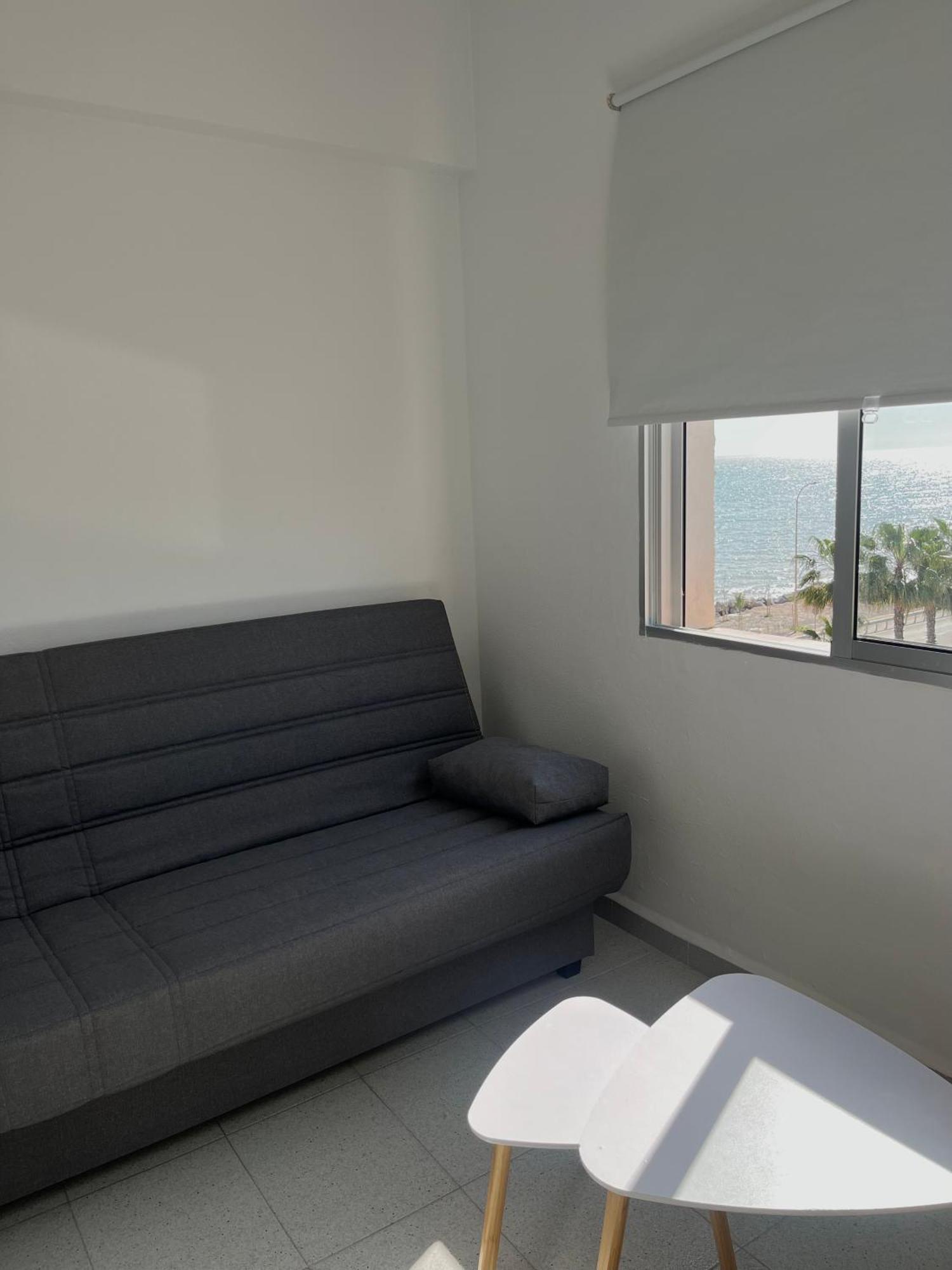 Sea View / A Primera Linea De Playa Apartment *