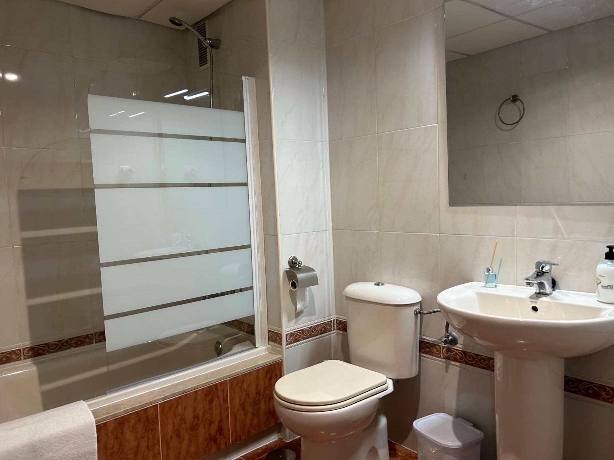 Apartamento Precioso Con Piscina En *