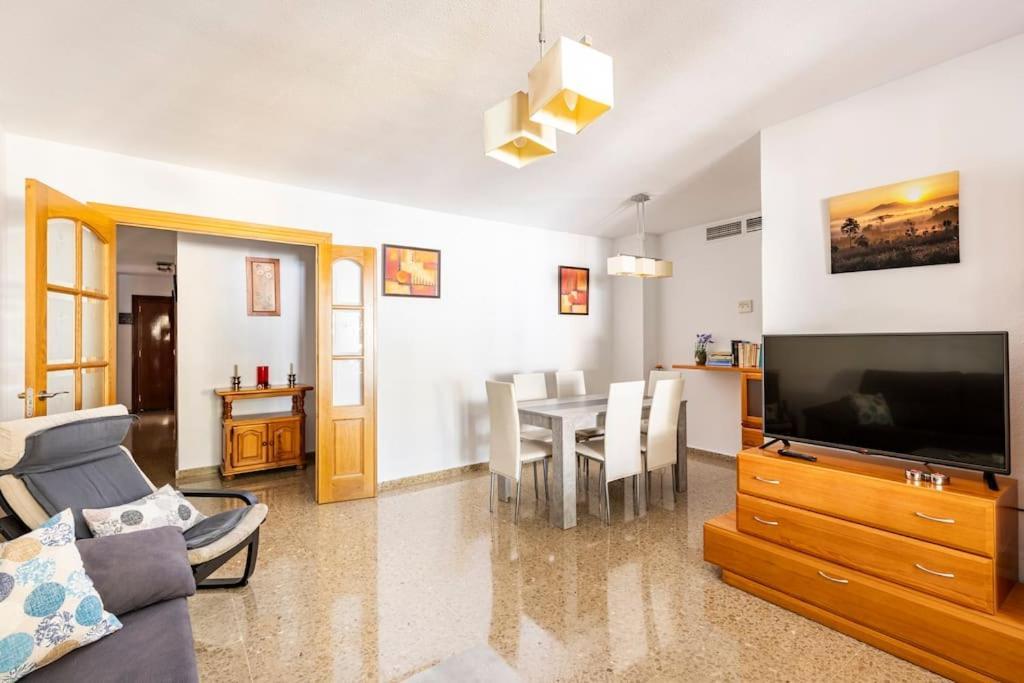 Amplio Y Luminoso Piso Disfrutar Del Centro De * Málaga