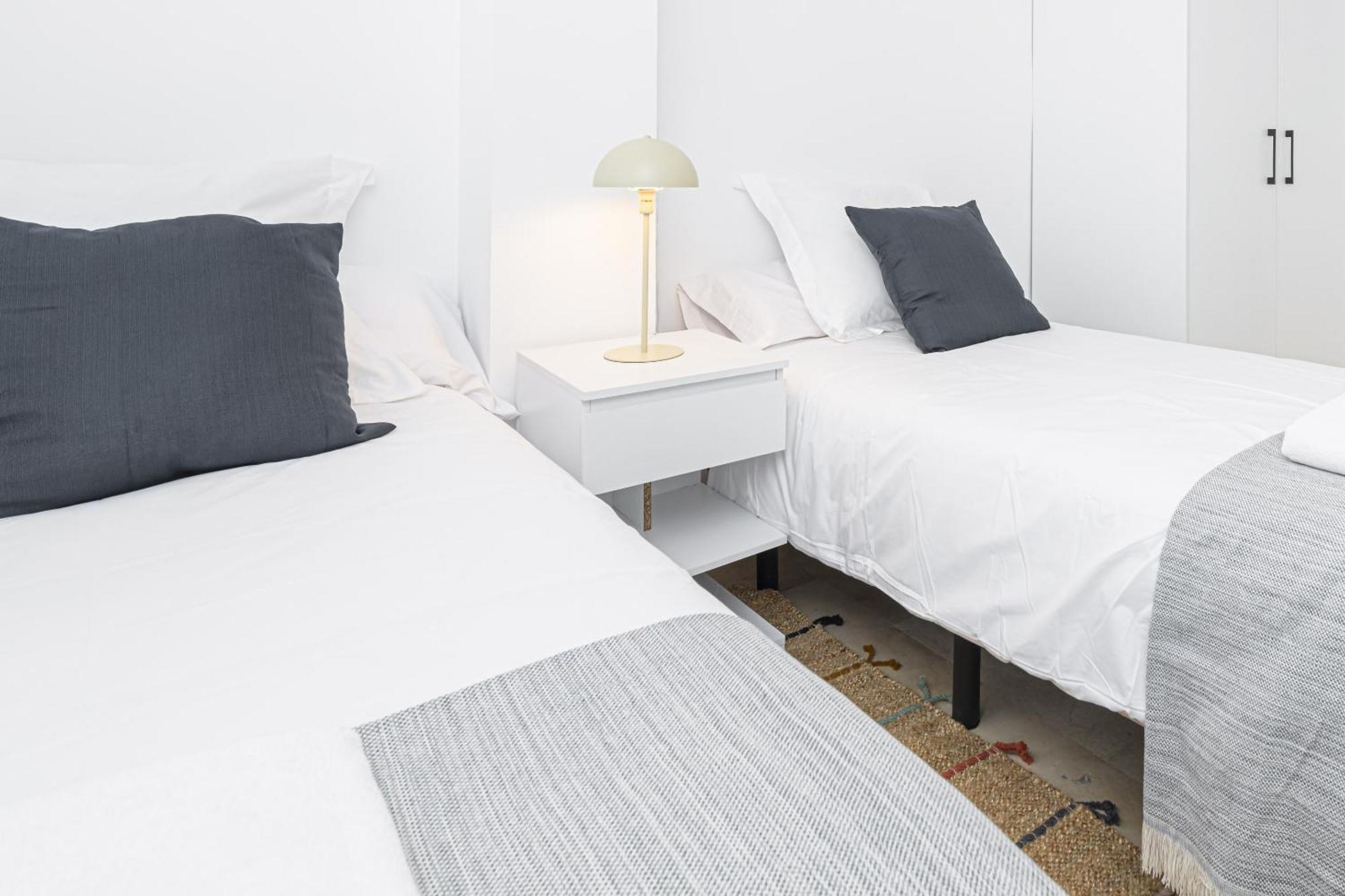 Wintowinrentals Al-mansa Centrico Y Silencioso Apartamento