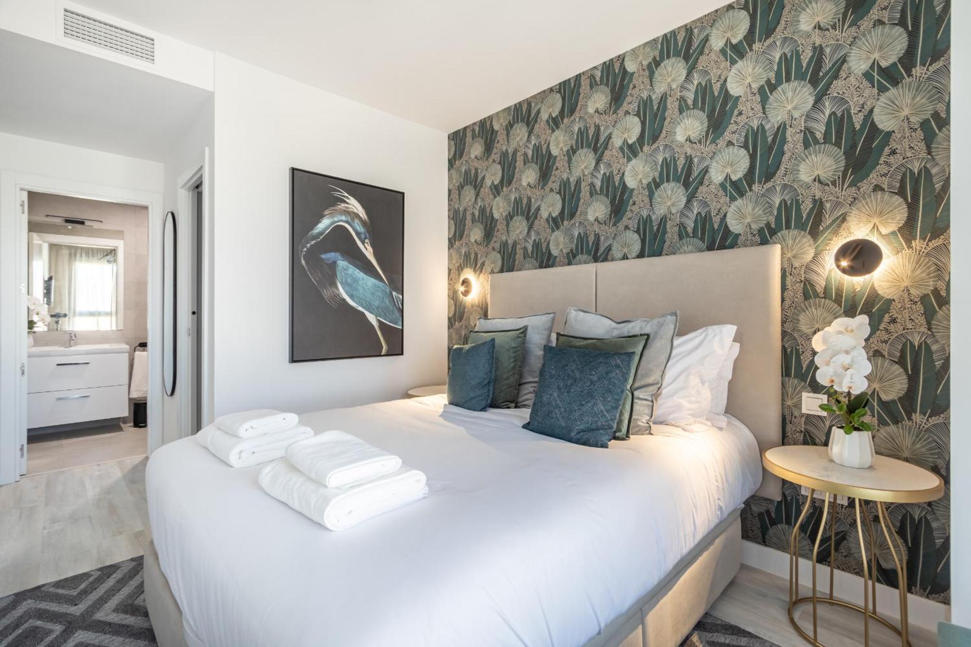 Skyline 1 Pool & Parking Free * Malaga