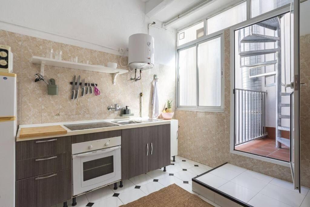 Large Private Terrace 2 Bedroom Málaga