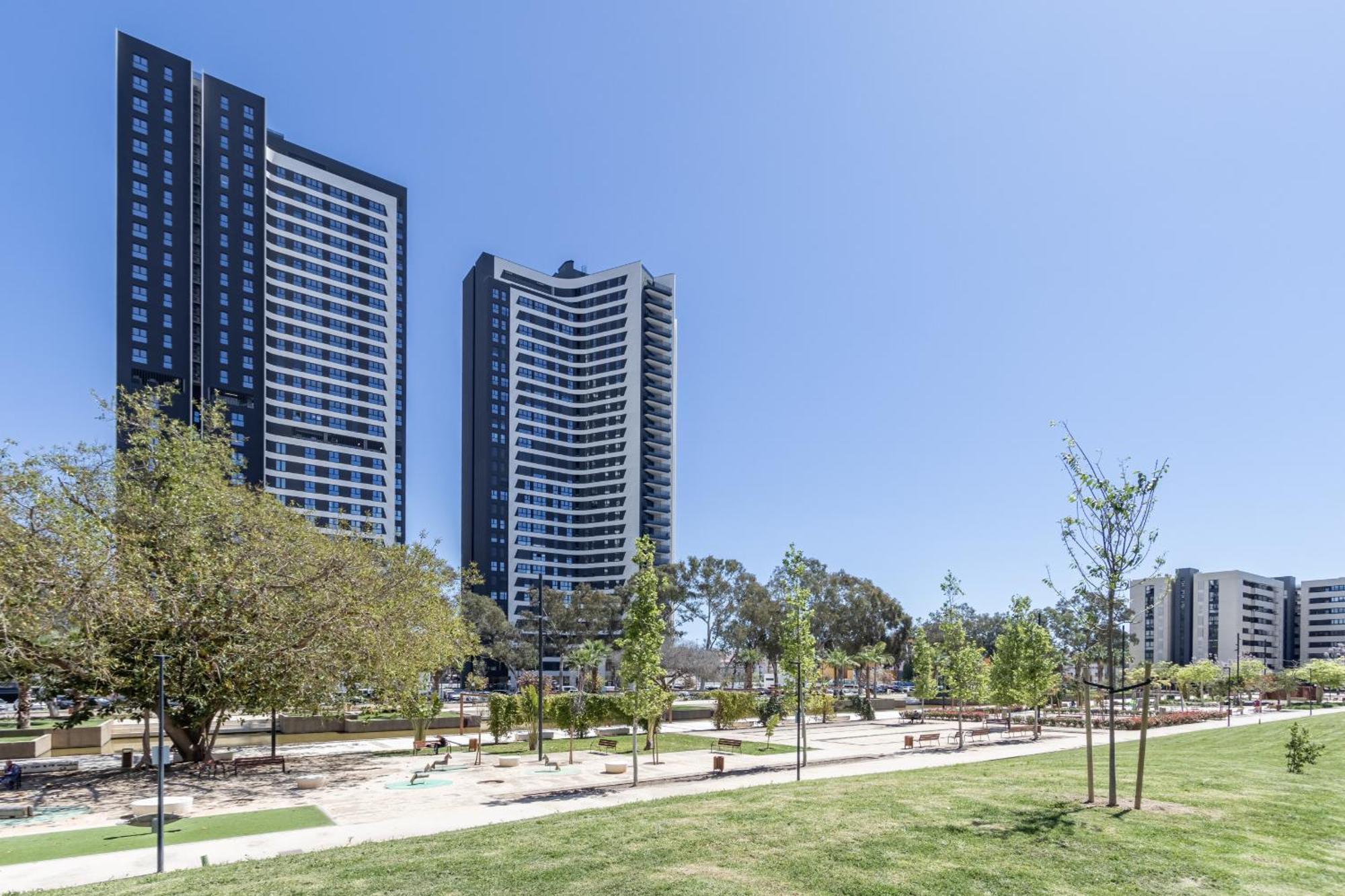Apartment Skyline 1 Pool & Parking Free