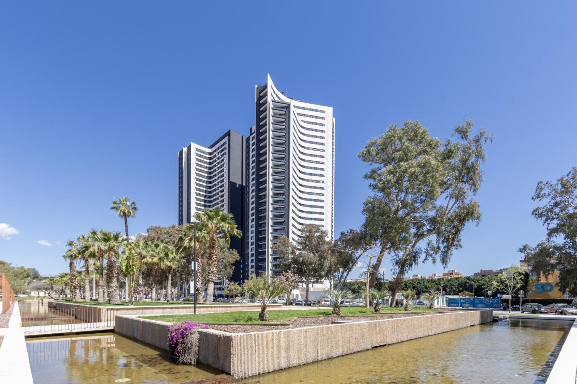 Skyline 4 Pool & Parking Free Malaga