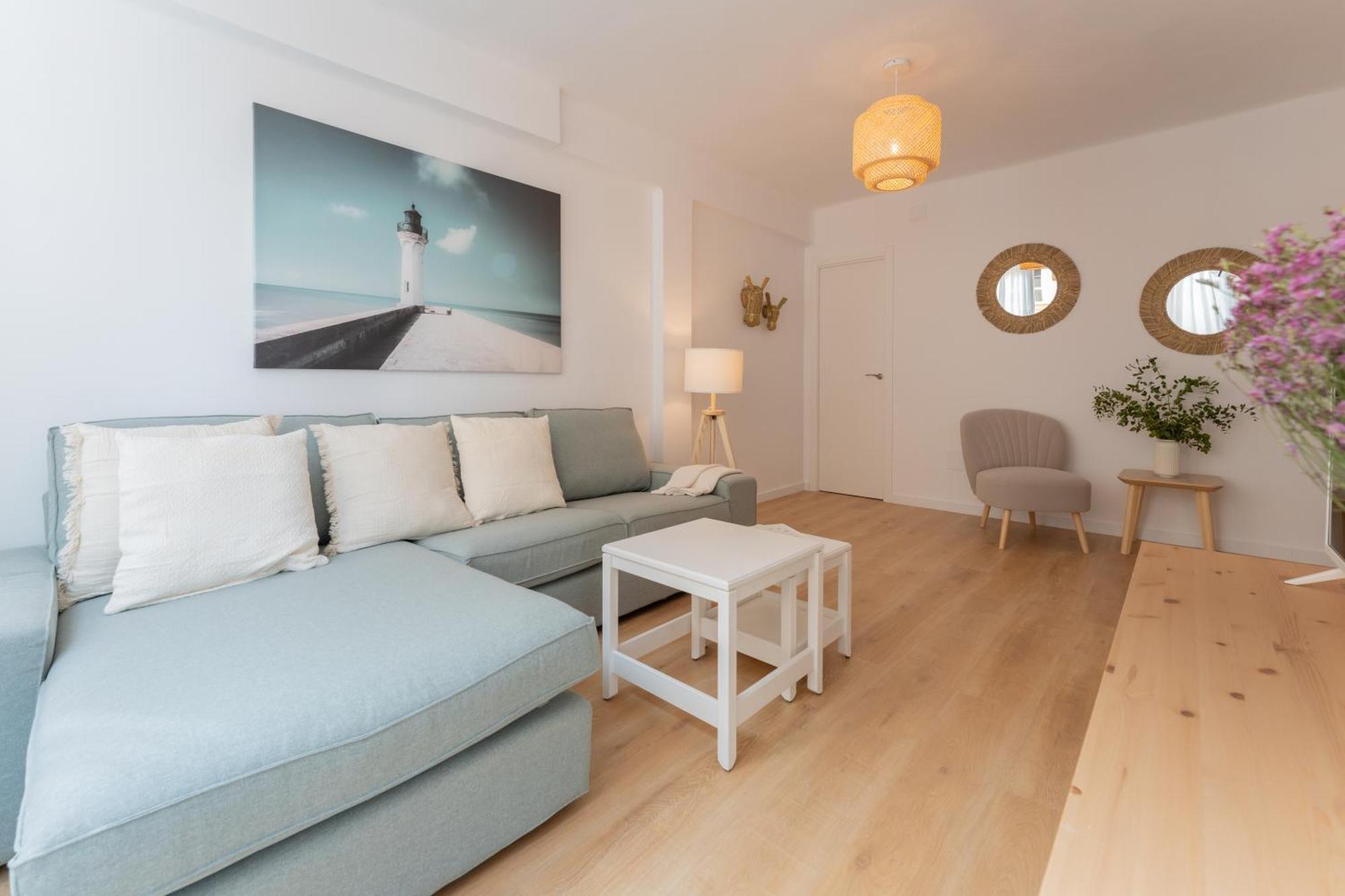 Lux Oasis - Modern 3br, Fast Wifi, Smarttv