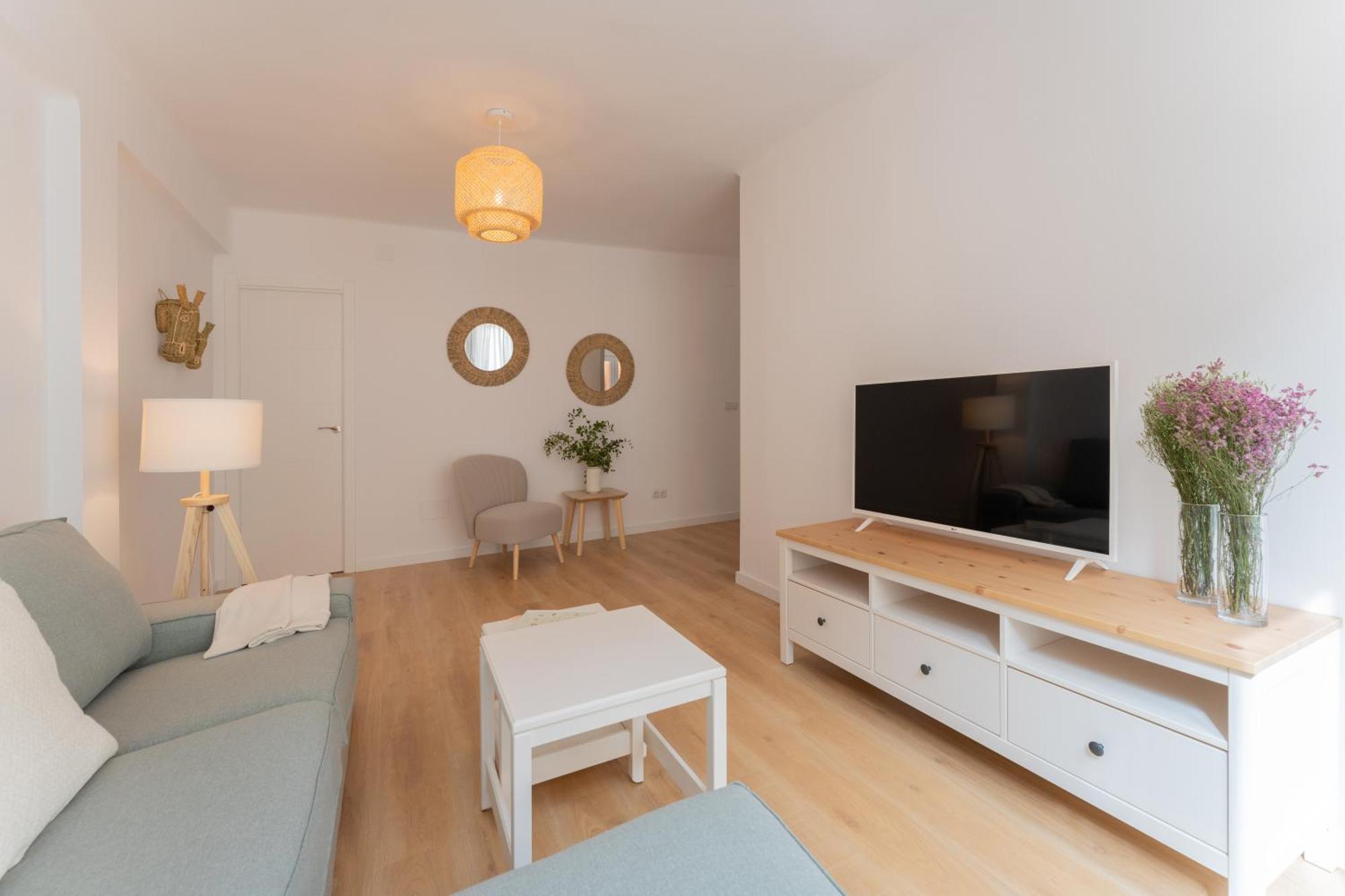 Lux Oasis - Modern 3br, Fast Wifi, Smarttv