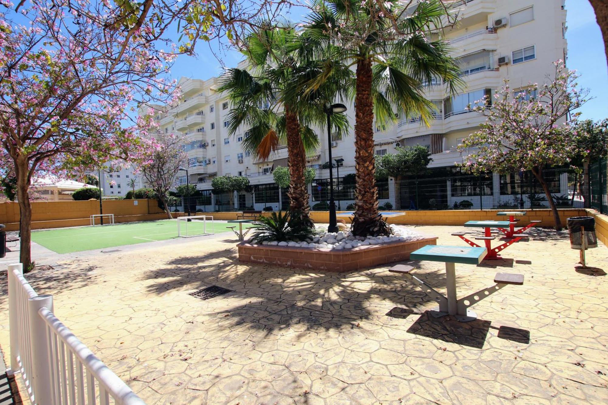 Tess Pacifico Apartamento *
