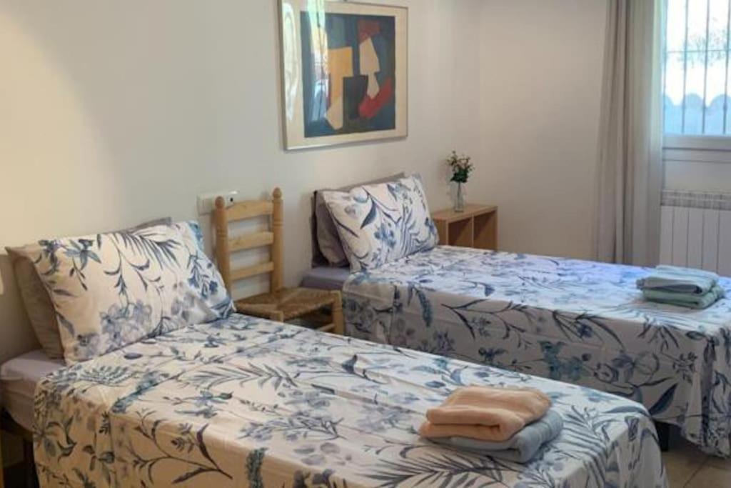 Escape To Sunny Competa, Mountain Views, Pool & Great Off-peak Rates From October To March * Málaga