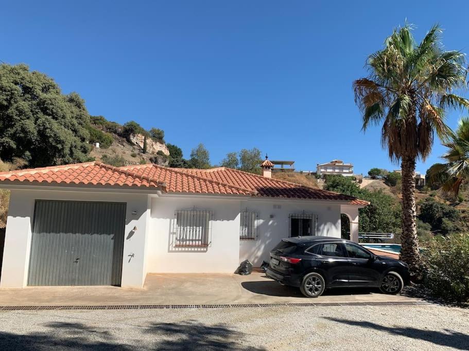 Apartamento Escape To Sunny Competa, Mountain Views, Pool & Great Off-peak Rates From October To March *