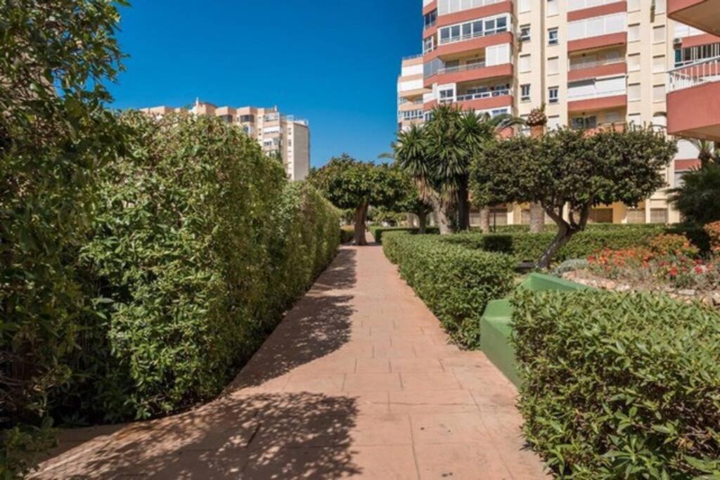 Beautiful On The Torrox-costa Boulevard! Apartamento Málaga