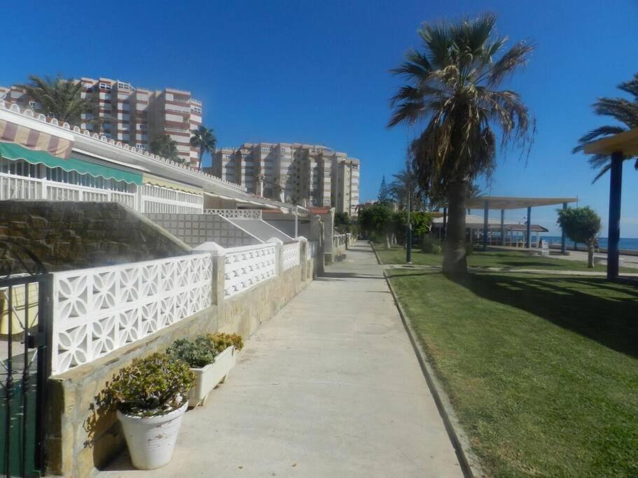Beautiful On The Torrox-costa Boulevard! Apartamento Málaga