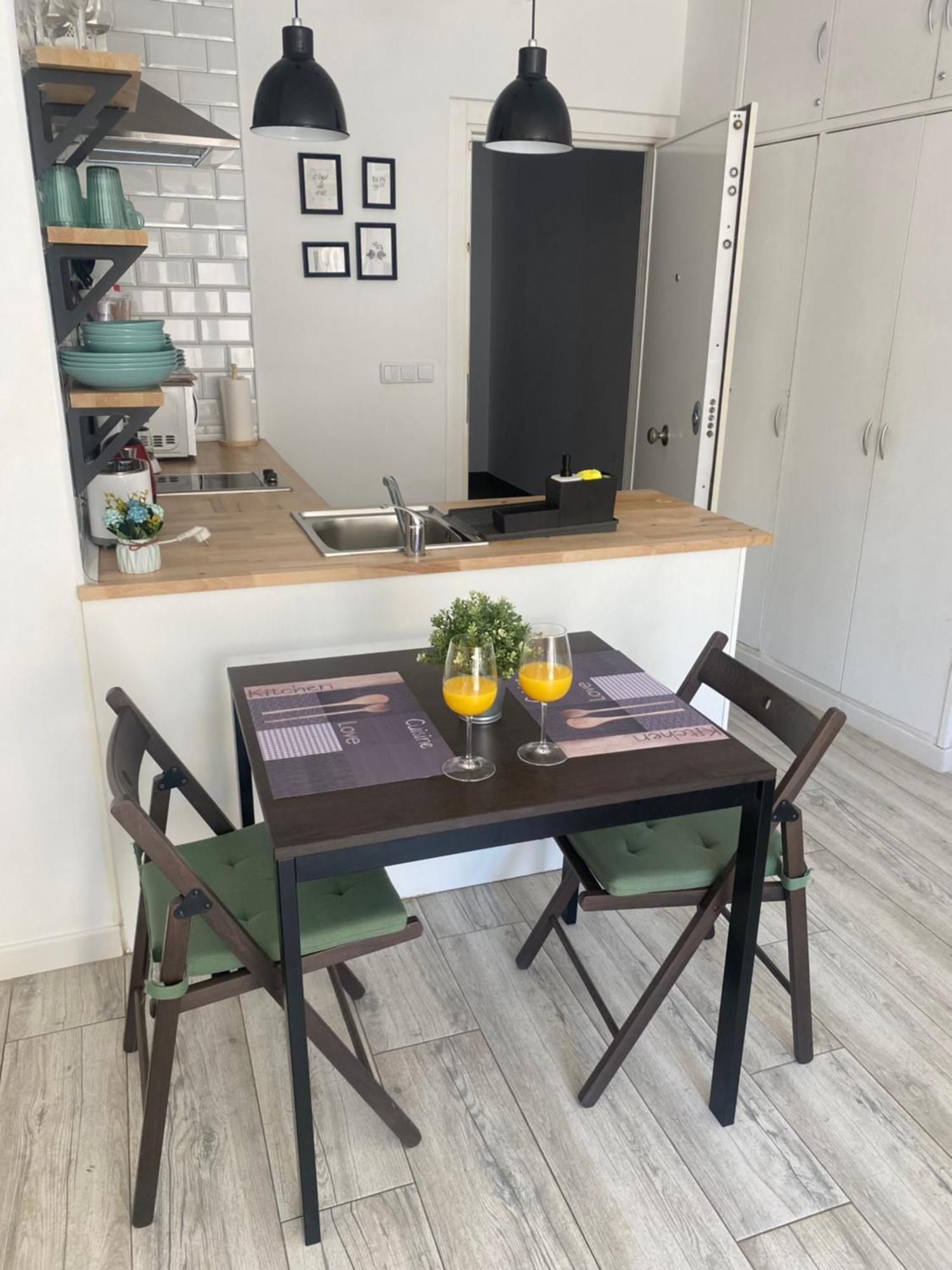 Apartamento En Pleno Centro Historico De Apartamento Málaga