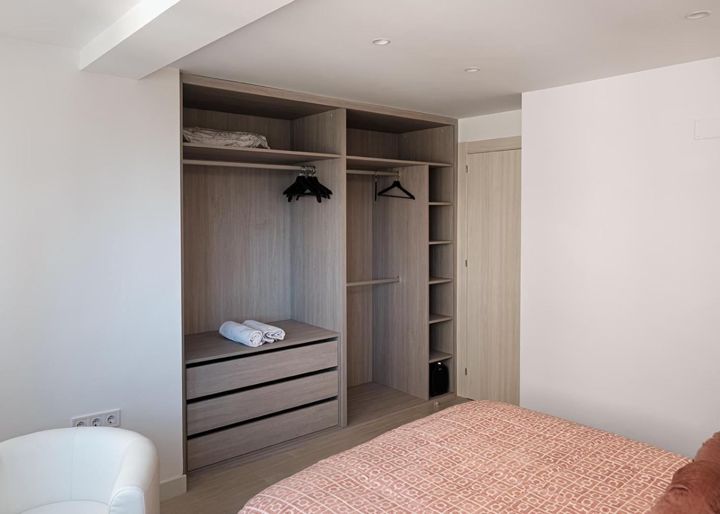 - Steps From The & Historic Center Apartamento *