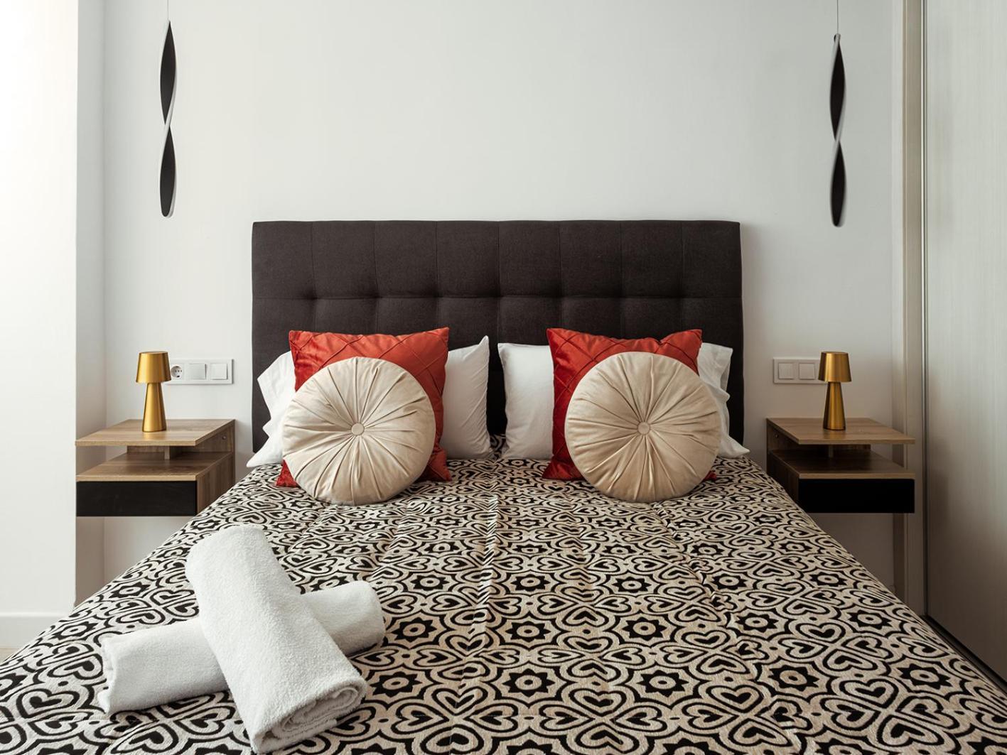 - Steps From The & Historic Center *