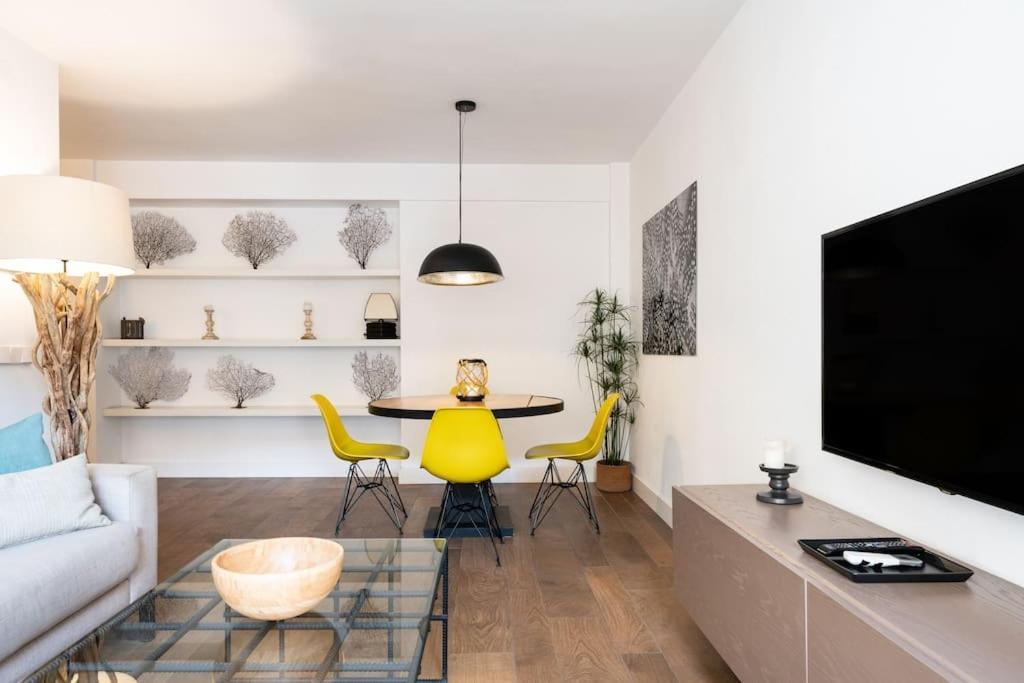 Super Flat With Terrace And Free Parking Apartment *