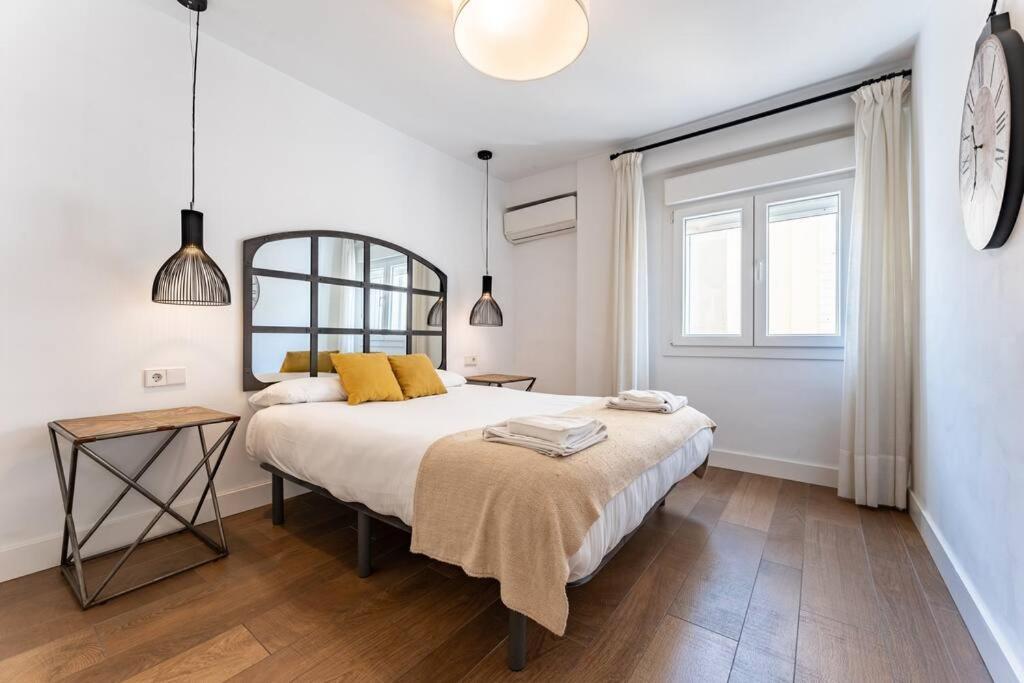 Super Flat With Terrace And Free Parking Apartment