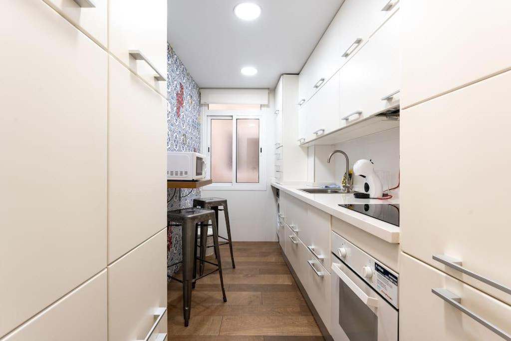Super Flat With Terrace And Free Parking Apartment *