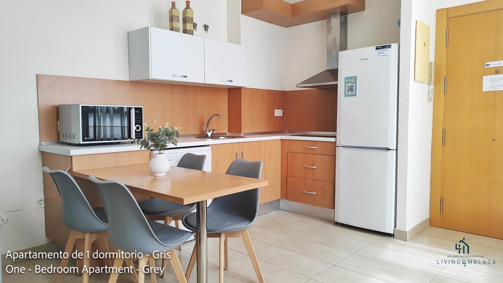Apartamento Living4malaga Superior *