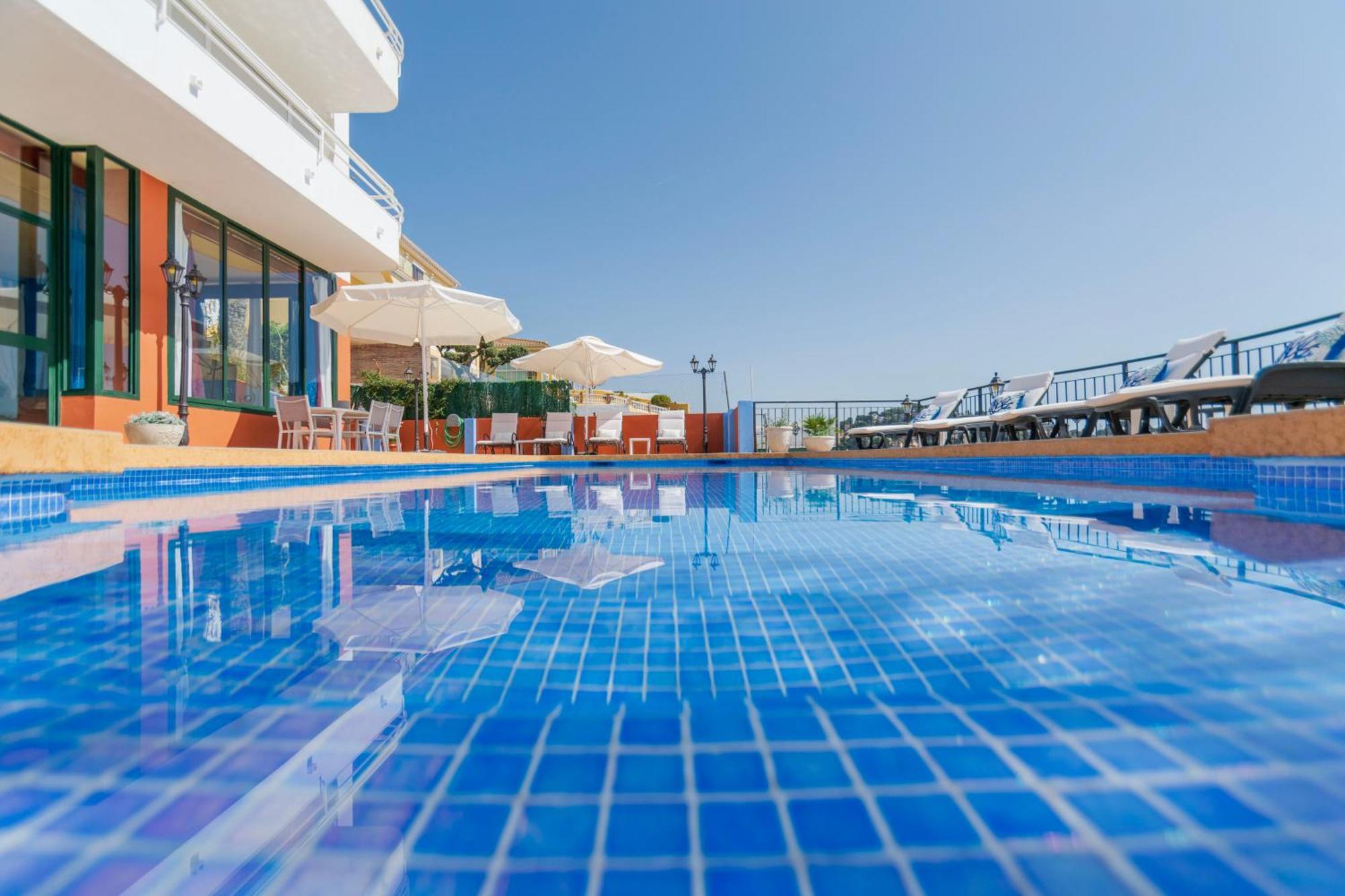Mediterráneo Outdoor Pool