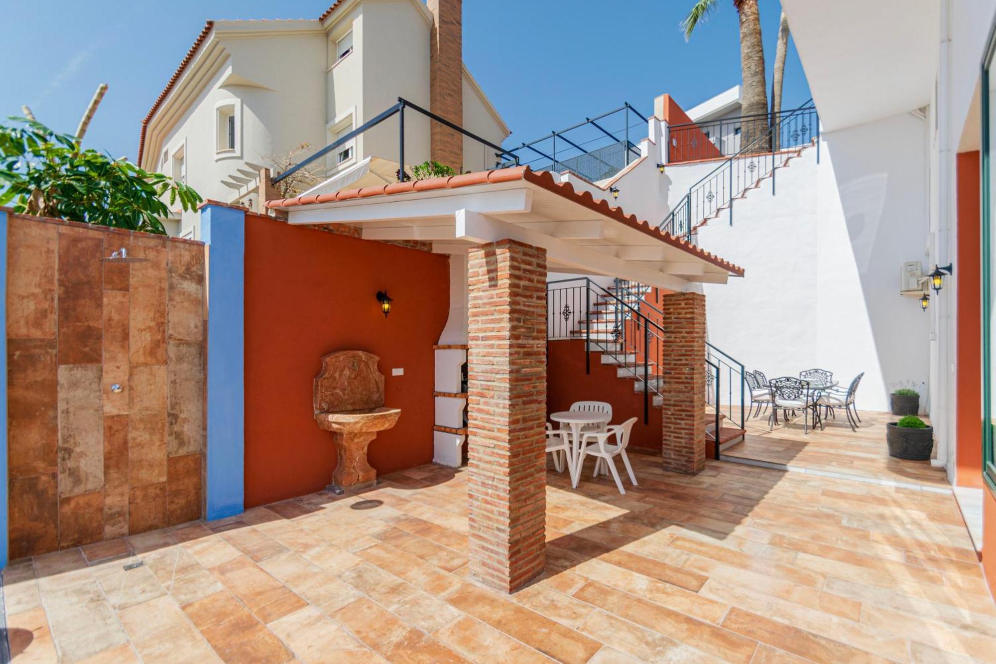 Apartamento Mediterráneo Outdoor Pool *