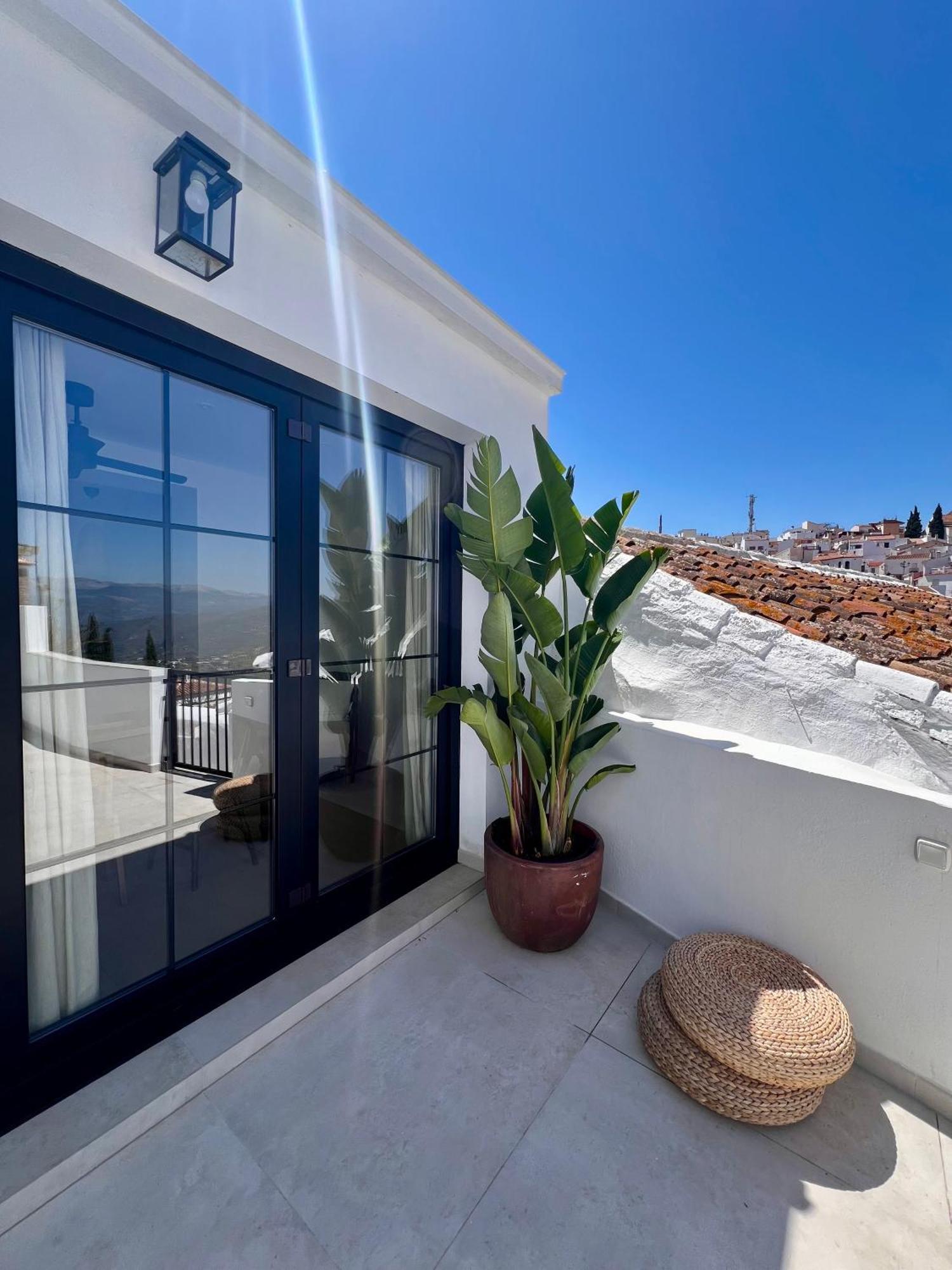 Holiday home Renovated Cinema Town House In Comares
