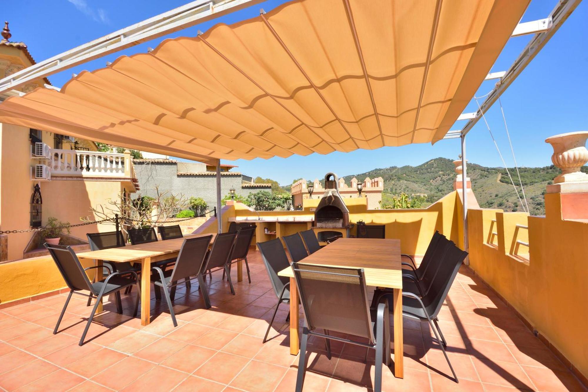 Villa Rural En Con Piscina Y Vistas Al Mar Málaga