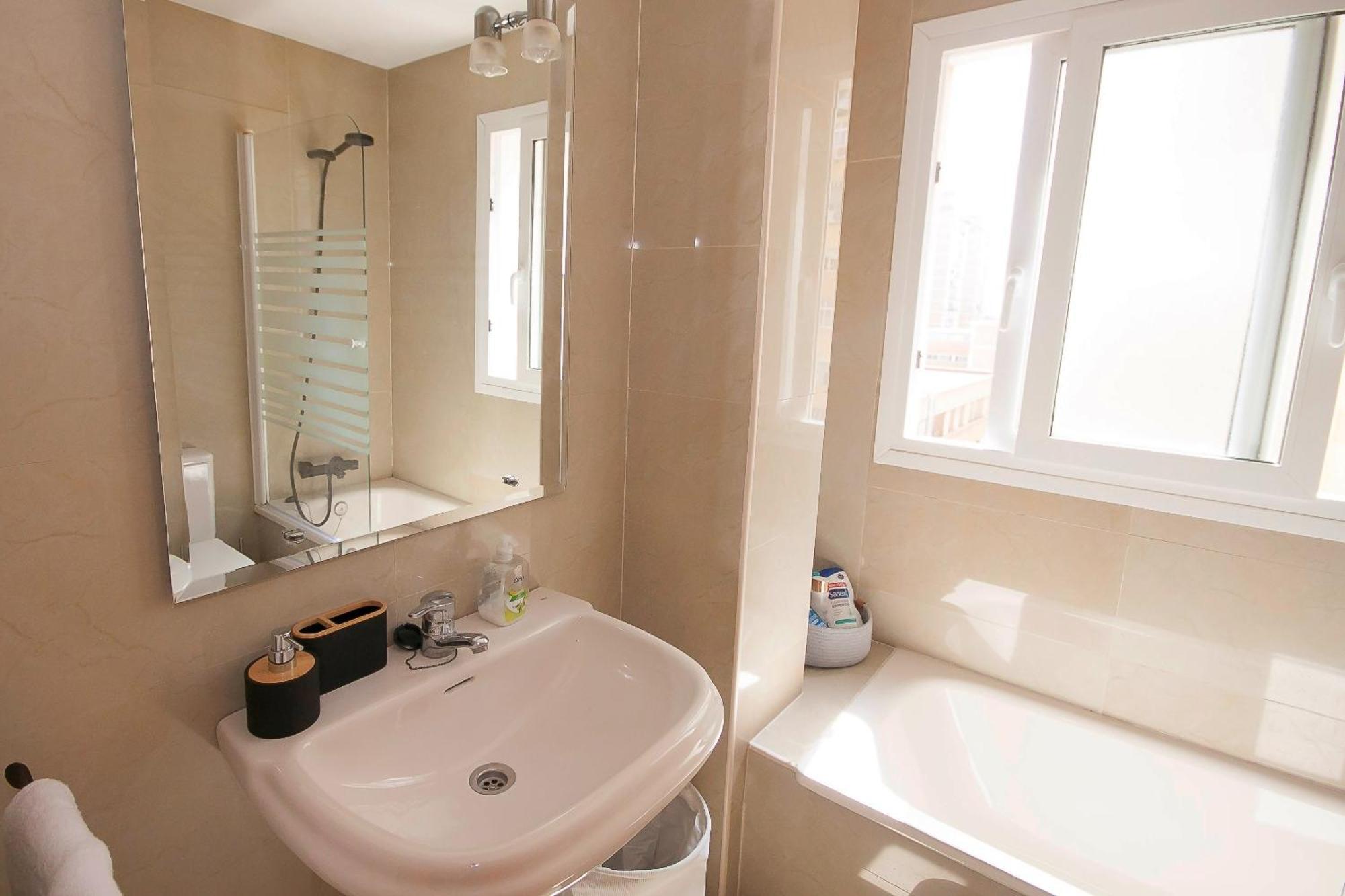 Apartamento Ave Huelin 3rooms Con Parking Y Ac Málaga